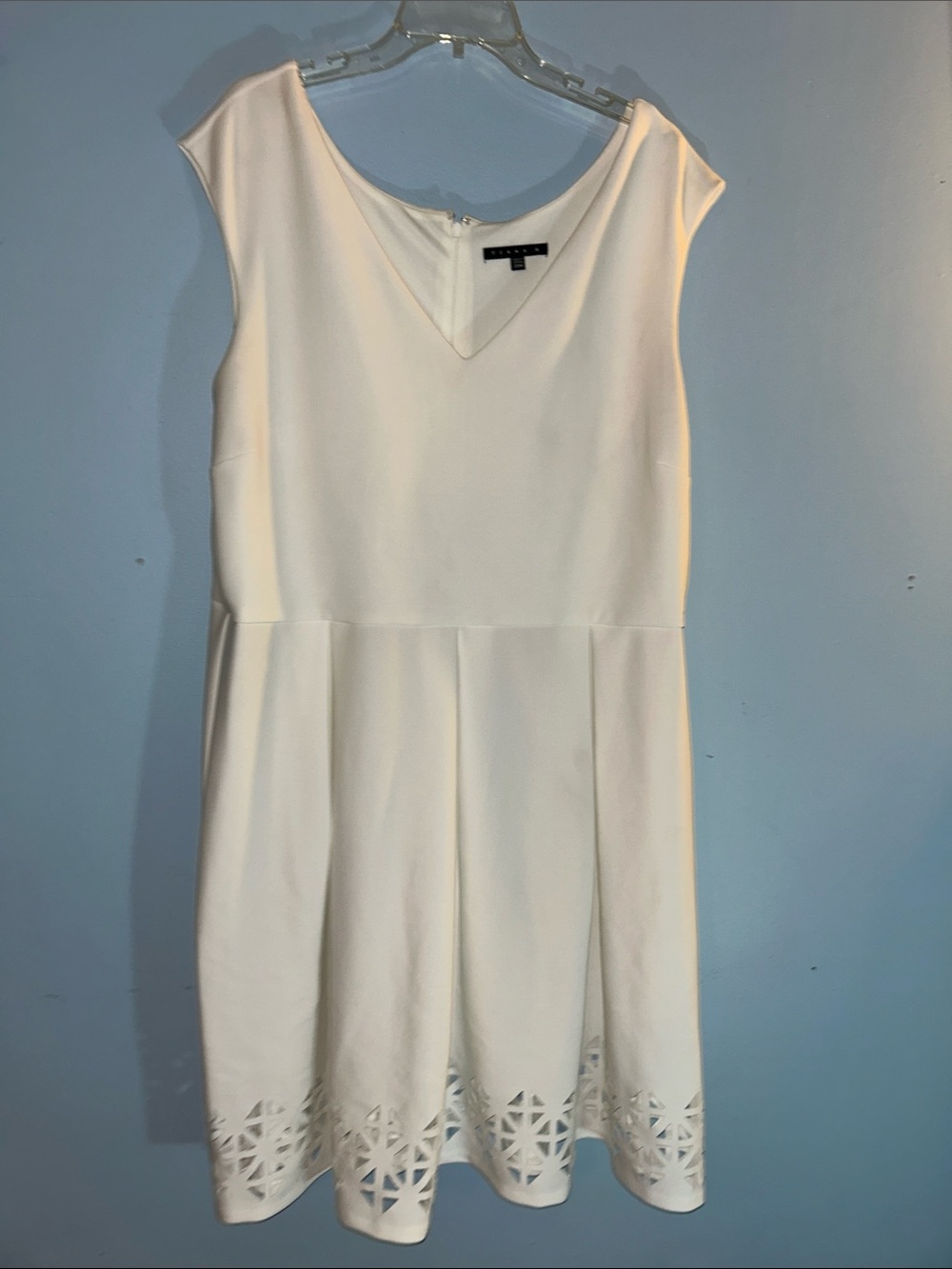 Tiana B. White V-Neck Midi Dress with Laser-Cut Hem plus size 20